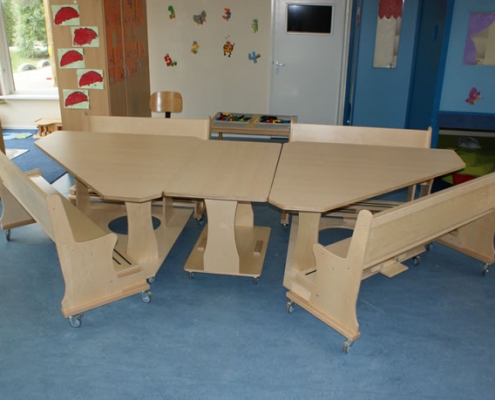 aankleden, zitten, opbergen voor kinderdagverblijf en bso